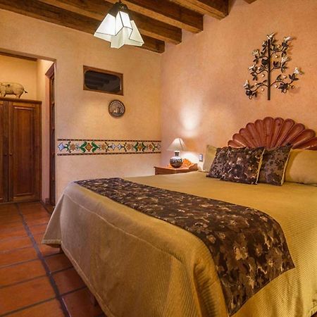 Hotel Pueblo Magico 파츠쿠아로 외부 사진