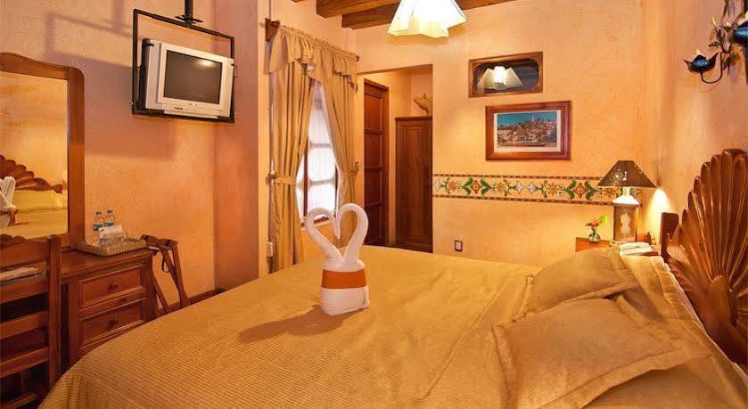 Hotel Pueblo Magico 파츠쿠아로 외부 사진