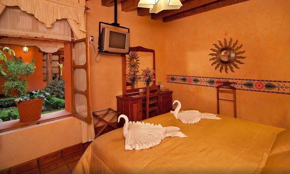 Hotel Pueblo Magico 파츠쿠아로 외부 사진